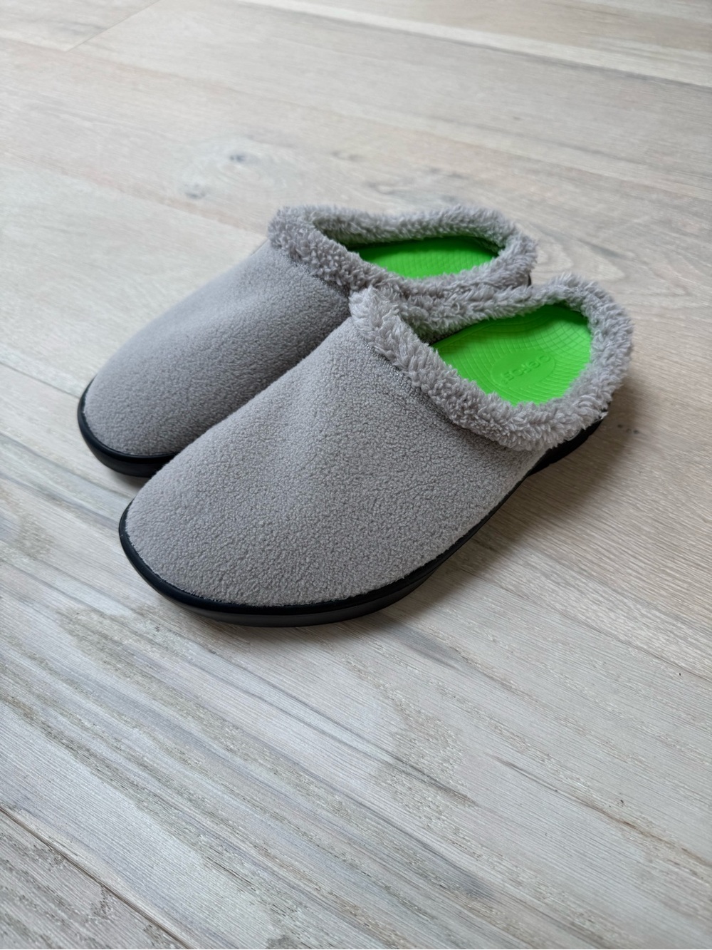 Oofos OOcoozie Mule Size 10 Grey